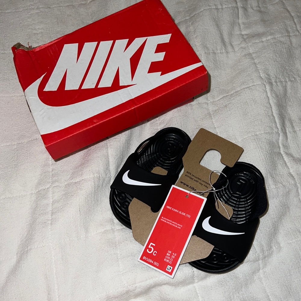 NWT Nike Kawa Slide (TD) size 5